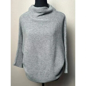 R Label Gray Short Sleeve Mock Sweater SZ Sm/Med